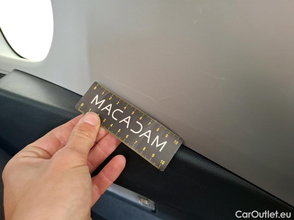  Toyota  RAV4 TOYOTA  Hybride / 2018 / 5P / SUV Hybride 2WD Dynamic Business St Hyb Acad #28