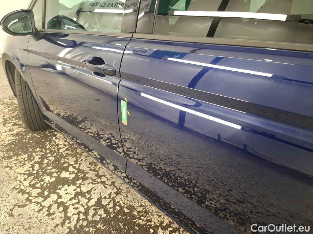  Volkswagen  Touran  Lounge Business BMT/Start-Stopp 2.0 TDI 115CV BVA7 E6dT #44