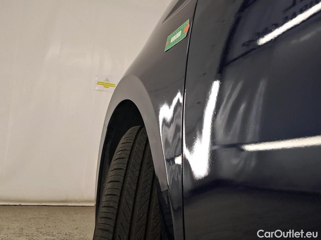  Volkswagen  Touran  Lounge Business BMT/Start-Stopp 2.0 TDI 115CV BVA7 E6dT #29