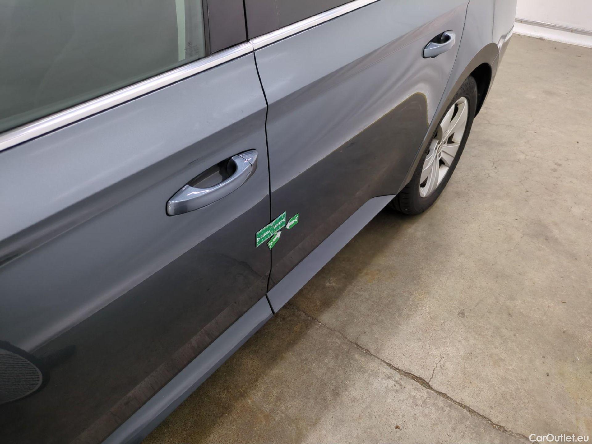  Skoda  Superb  Break Business 2.0 TDI 120CV BVA7 E6d #6