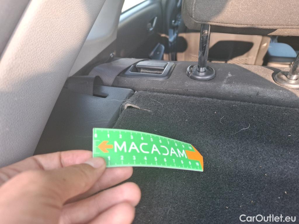  Hyundai  Konna Kona Business 2WD 1.6 CRDi 135CV BVA7 E6dT #19