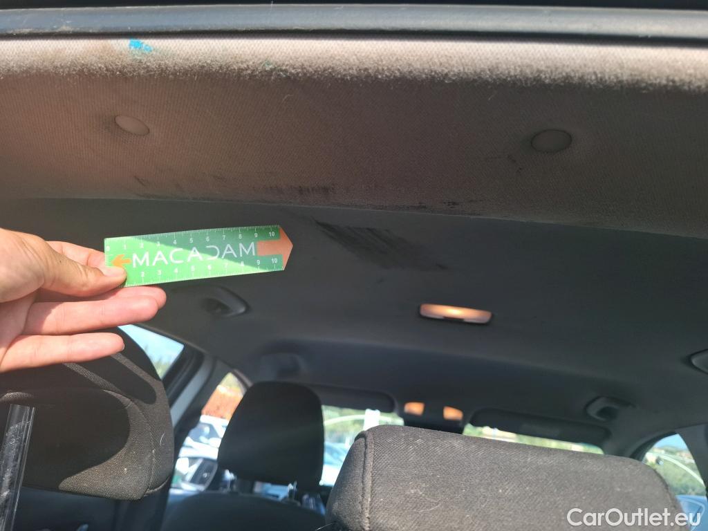  Hyundai  Konna Kona Business 2WD 1.6 CRDi 135CV BVA7 E6dT #1