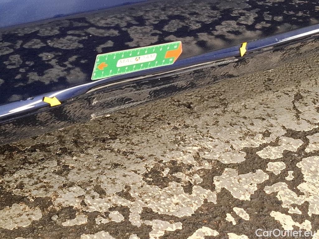  Volkswagen  Touran  Lounge Business BMT/Start-Stopp 2.0 TDI 115CV BVA7 E6dT #13