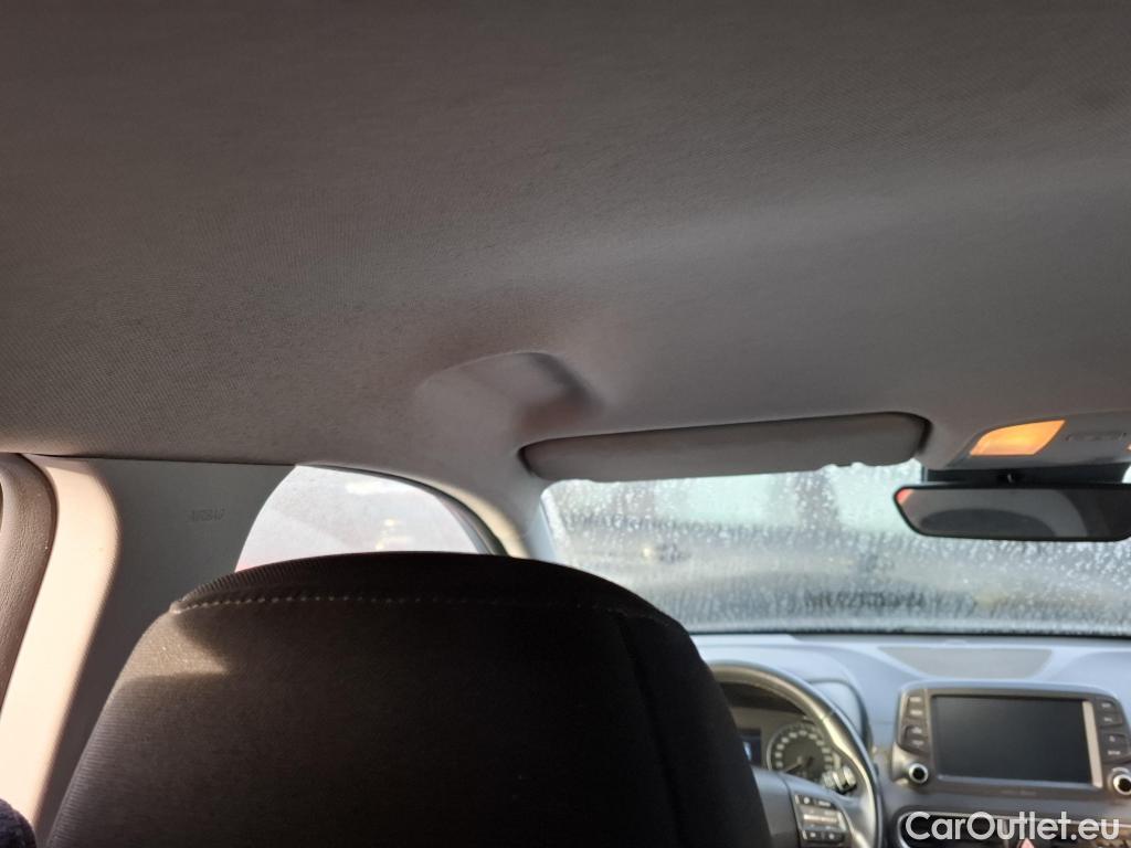  Hyundai  Konna Kona Business 2WD 1.6 CRDi 135CV BVA7 E6dT #10