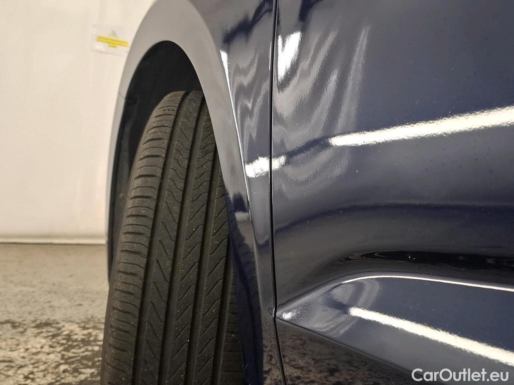  Volkswagen  Touran  Lounge Business BMT/Start-Stopp 2.0 TDI 115CV BVA7 E6dT #30