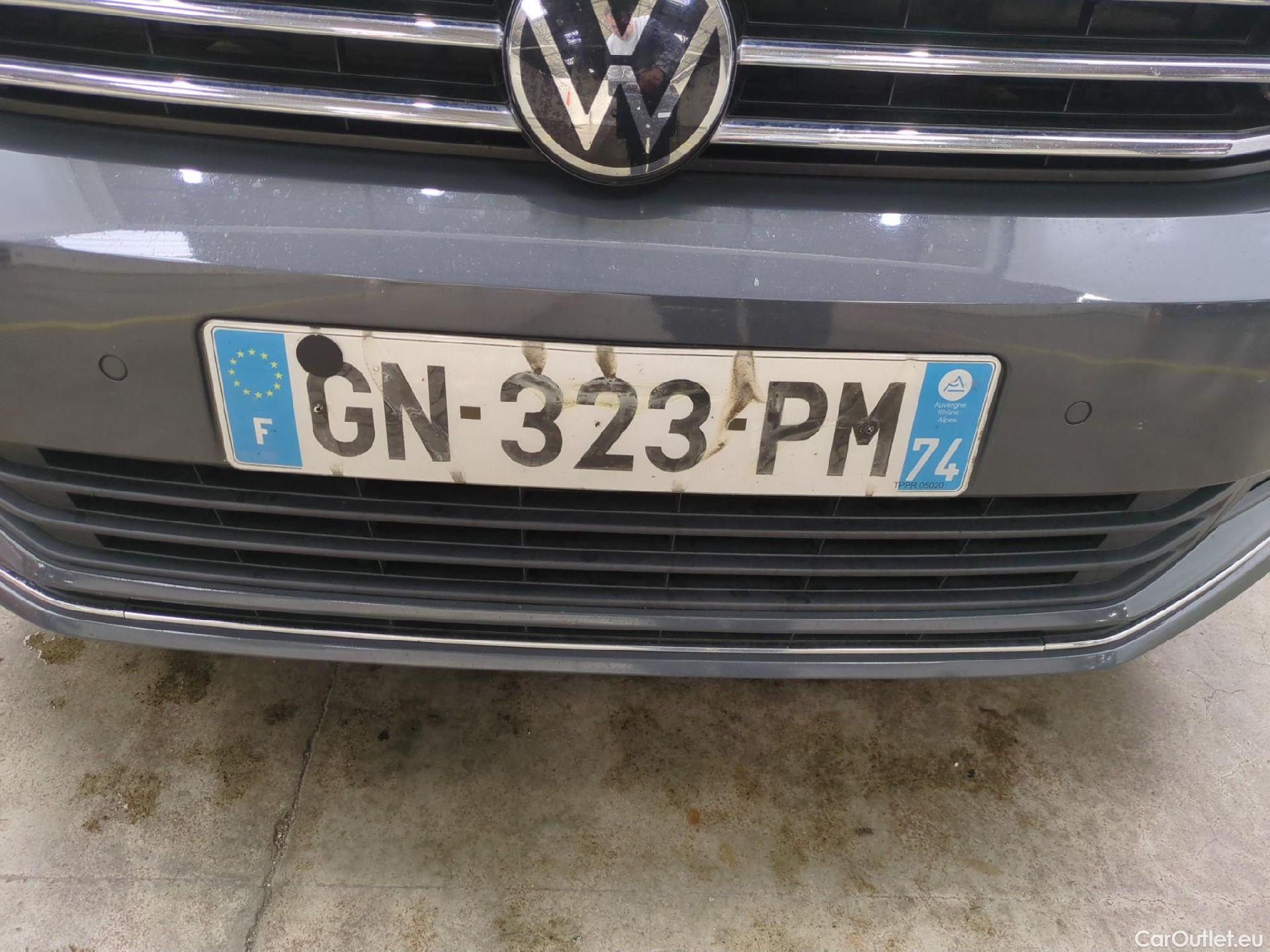  Volkswagen  Touran  Style 1.5 TSI 150CV BVA7 E6d #2