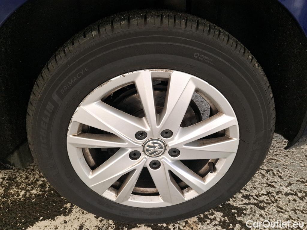  Volkswagen  Touran  Lounge Business BMT/Start-Stopp 2.0 TDI 115CV BVA7 E6dT #42