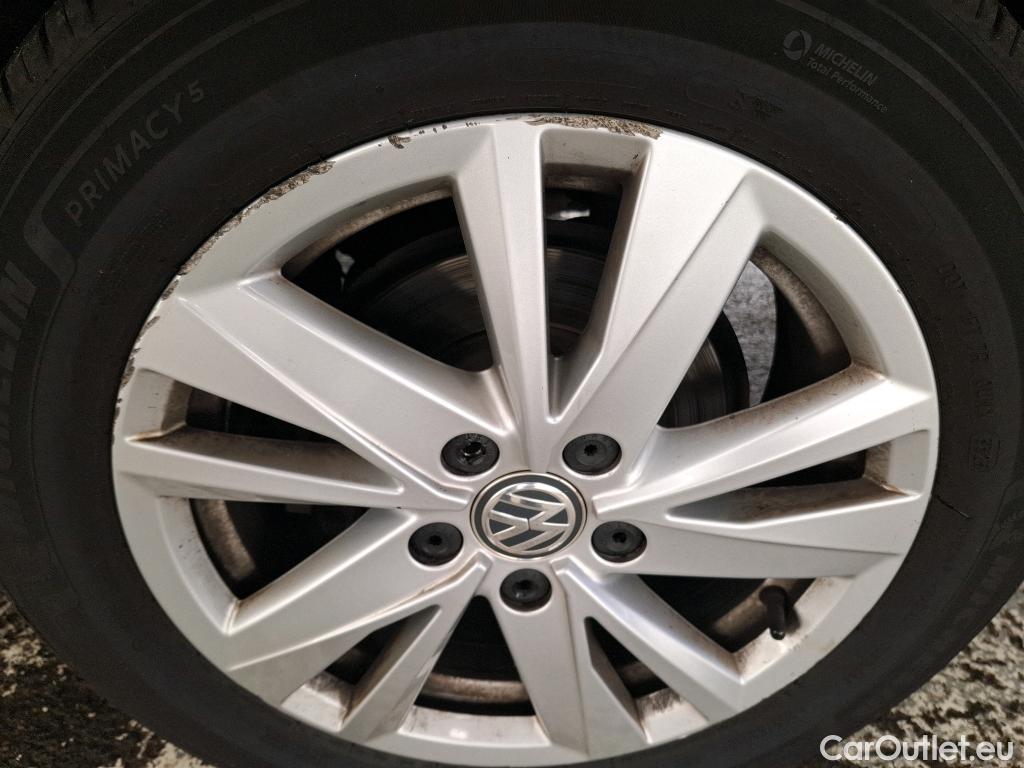  Volkswagen  Touran  Lounge Business BMT/Start-Stopp 2.0 TDI 115CV BVA7 E6dT #39