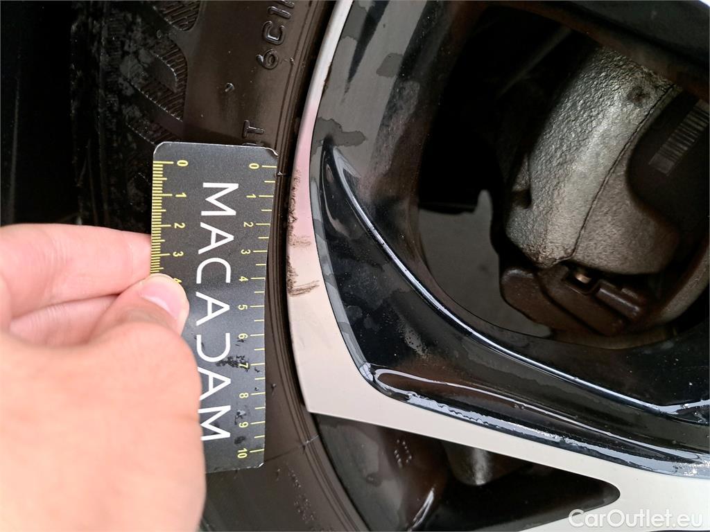  Toyota  C-HR  5p SUV 1.8 HYBRIDE 122 GRAPHIC
 #75