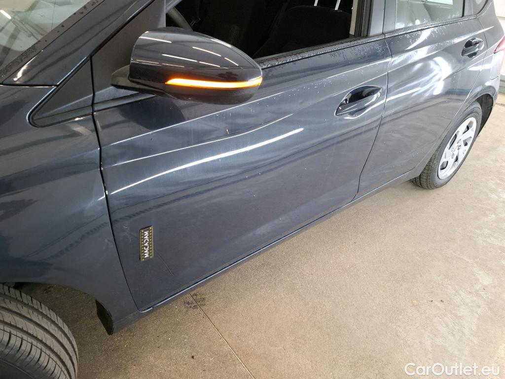  Hyundai  i20  Initia 1.2 85CV BVM5 E6d #1