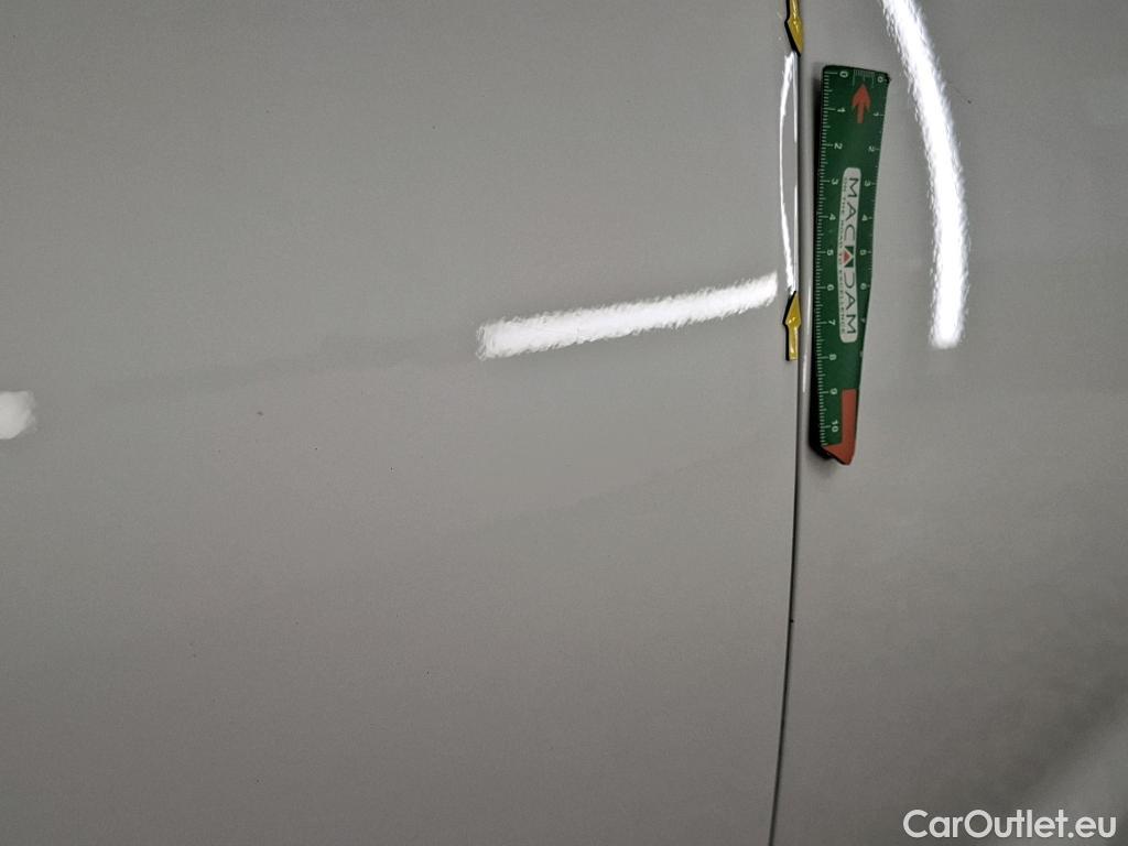  Toyota  Corolla TOYOTA  / 2018 / 5P / Berline Hybride 122h Dynamic Business #2