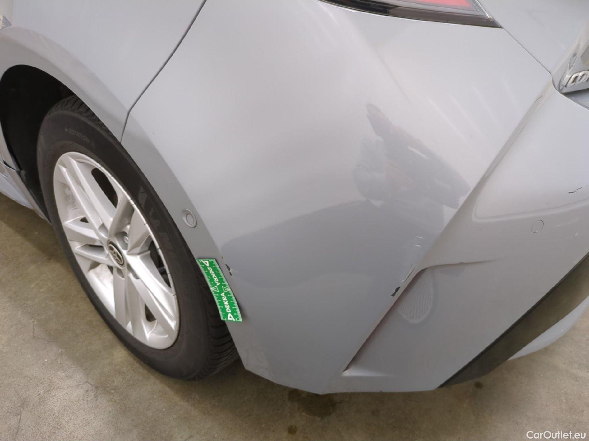  Toyota  Corolla TOYOTA  / 2018 / 5P / Berline Hybride 122h Dynamic Business Beyond Zer #29