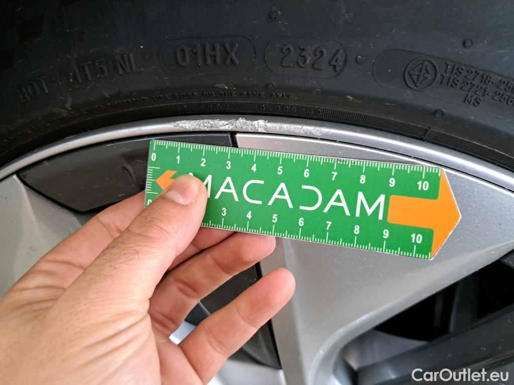  Tesla  Model Y TESLA  / 2020 / 5P / SUV Grand Autonomie Dual Motor AWD #25