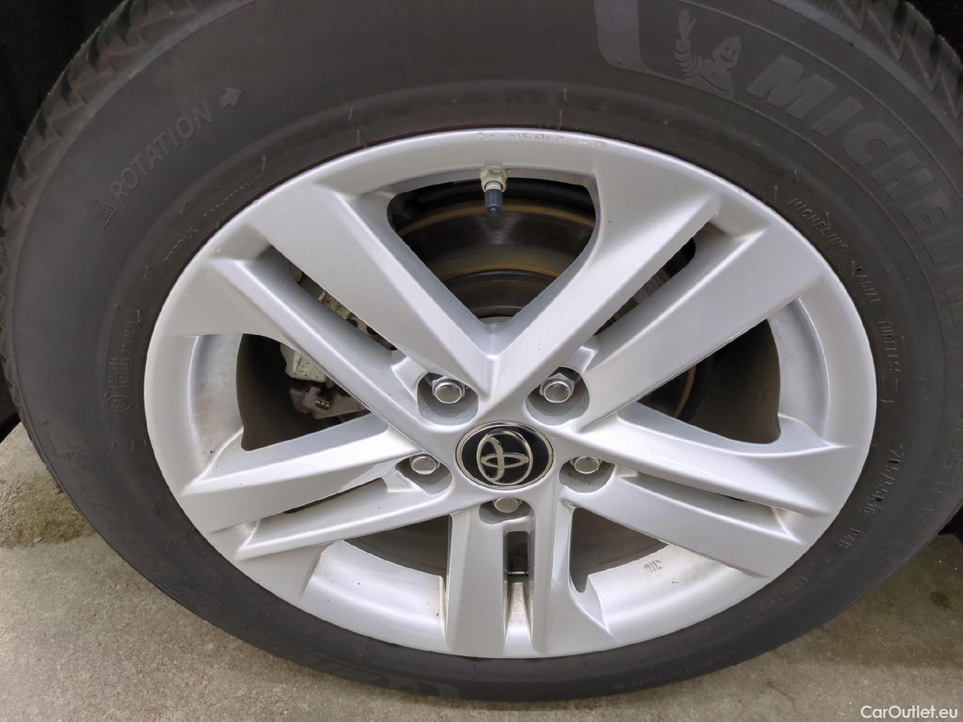  Toyota  Corolla TOYOTA  / 2018 / 5P / Berline Hybride 122h Dynamic Business Beyond Zer #8