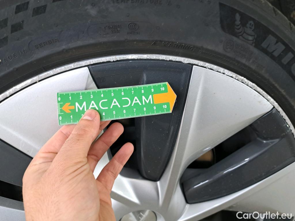  Tesla  Model Y TESLA  / 2020 / 5P / SUV Grand Autonomie Dual Motor AWD #10