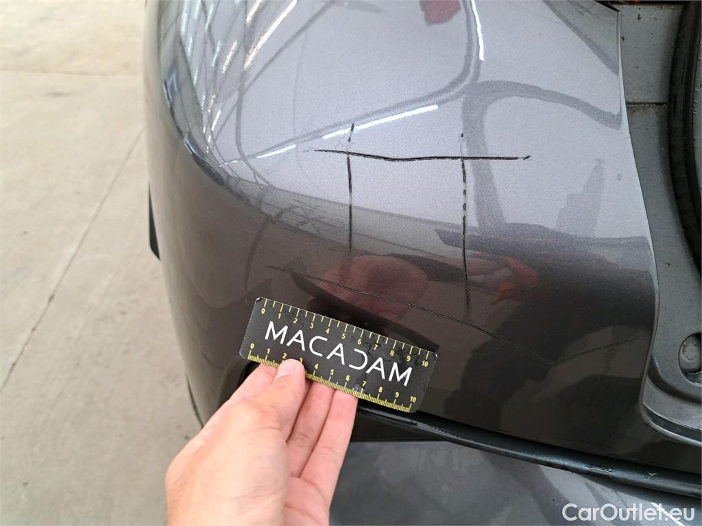  Toyota  C-HR  5p SUV 1.8 HYBRIDE 122 GRAPHIC
 #24