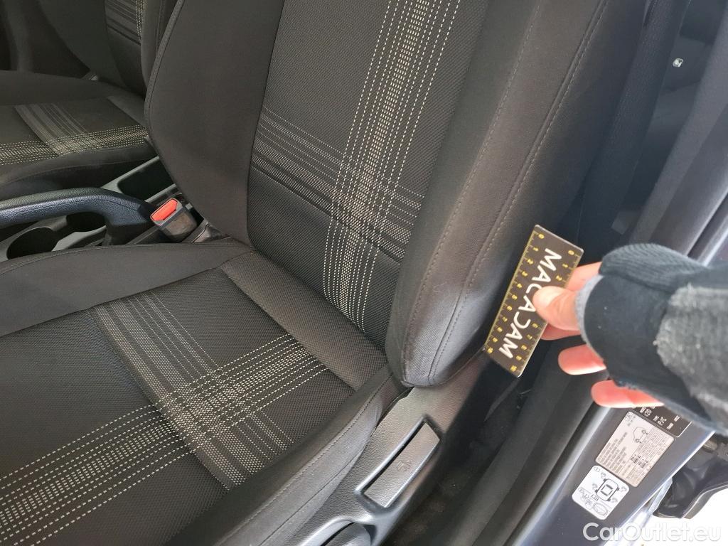  Hyundai  i20  Initia 1.2 85CV BVM5 E6d #22