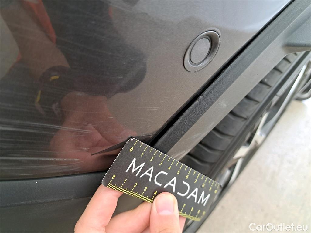  Toyota  C-HR  5p SUV 1.8 HYBRIDE 122 GRAPHIC
 #55