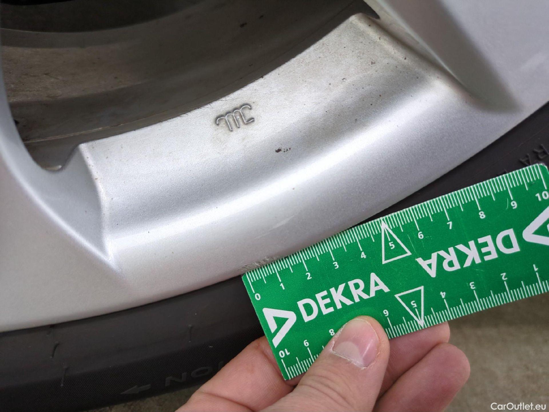  Toyota  Corolla TOYOTA  / 2018 / 5P / Berline Hybride 122h Dynamic Business Beyond Zer #10