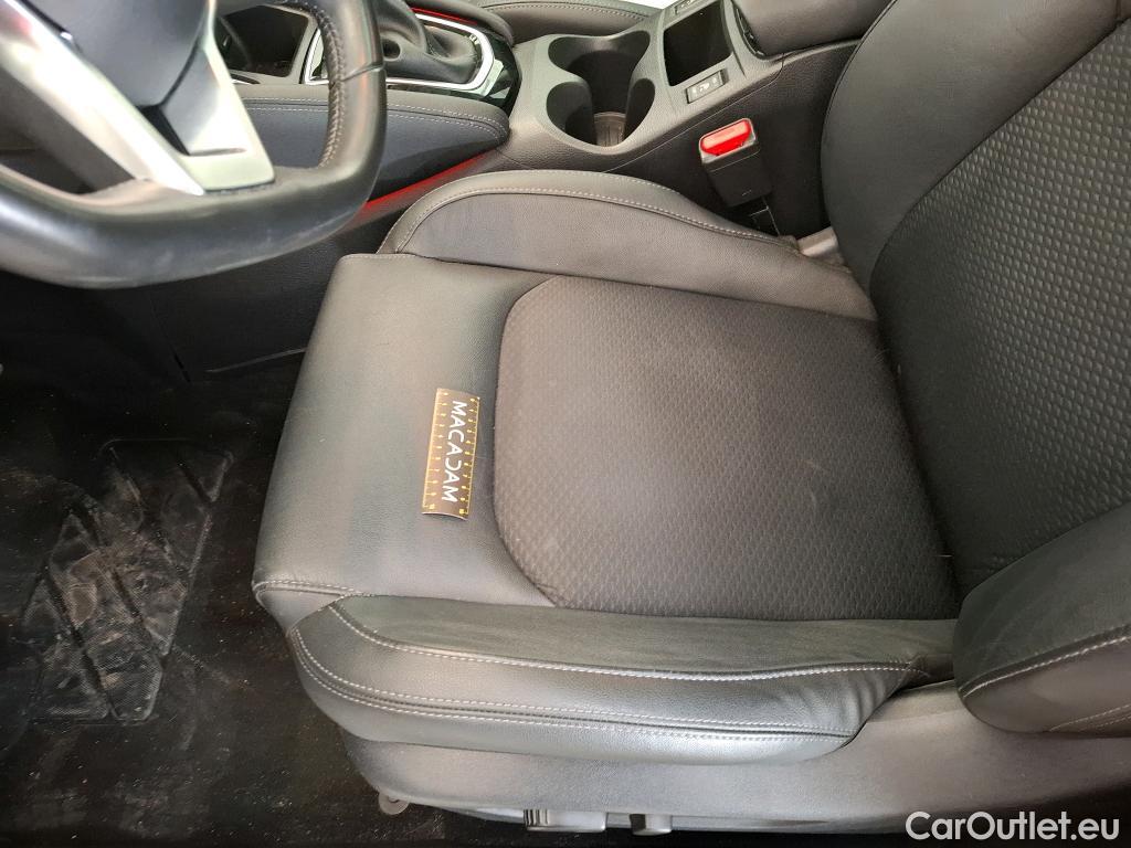  Nissan  Qashqai NISSAN  / 2017 / 5P / Crossover 1.3 DIG-T 160 DCT Tekna #9