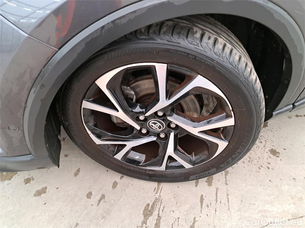  Toyota  C-HR  5p SUV 1.8 HYBRIDE 122 GRAPHIC
 #73