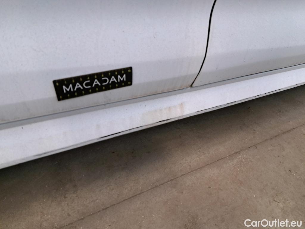  Toyota  Corolla TOYOTA  2018 5P Berline Hybride 122h Dynamic Business Supp Lomb #5