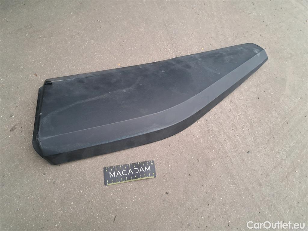  Toyota  C-HR  5p SUV 1.8 HYBRIDE 122 GRAPHIC
 #25