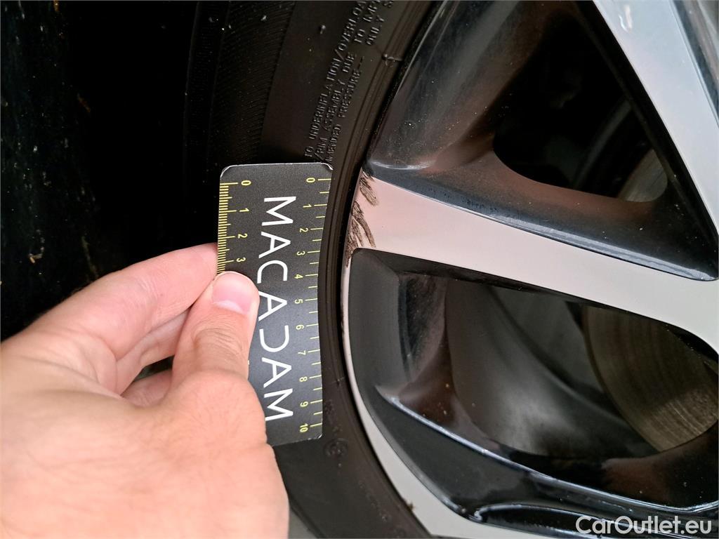  Toyota  C-HR  5p SUV 1.8 HYBRIDE 122 GRAPHIC
 #66