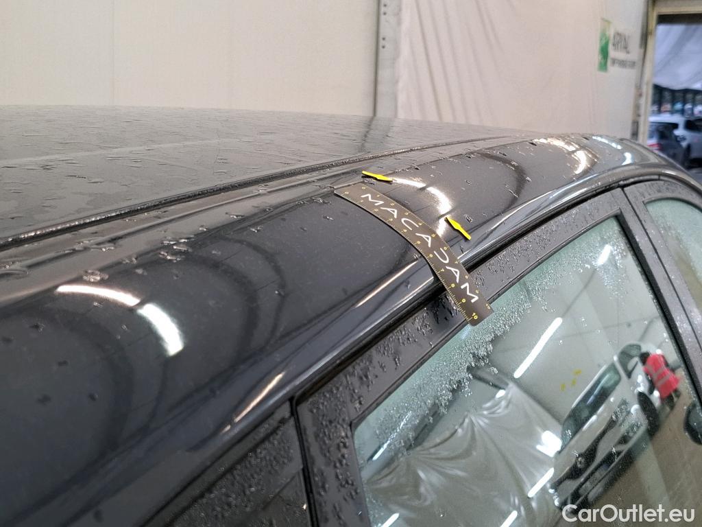  Hyundai  i20  Initia 1.2 85CV BVM5 E6d #17