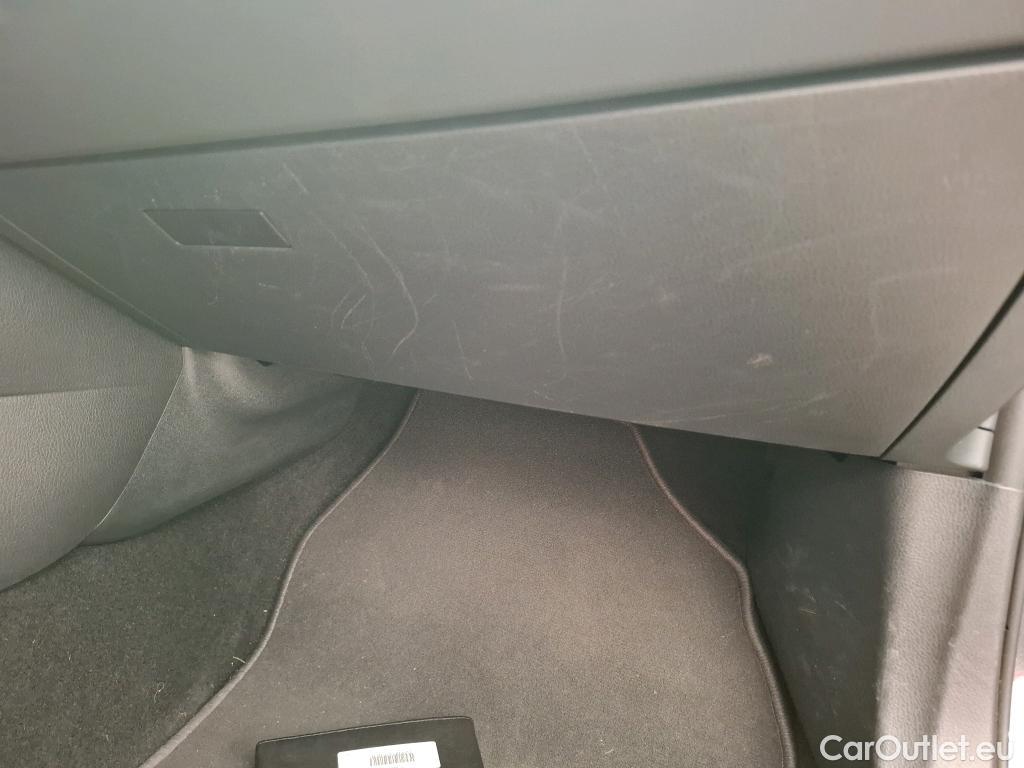  Toyota  C-HR TOYOTA  / 2016 / 5P / SUV 1.8 HYBRIDE 122 GRAPHIC #1