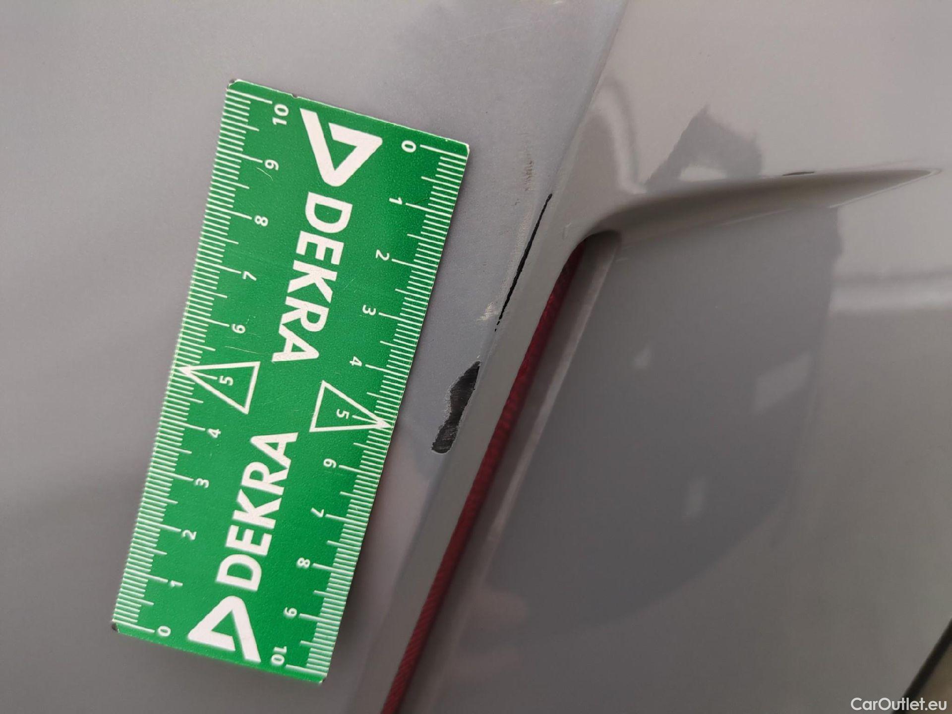  Toyota  Corolla TOYOTA  / 2018 / 5P / Berline Hybride 122h Dynamic Business Beyond Zer #26