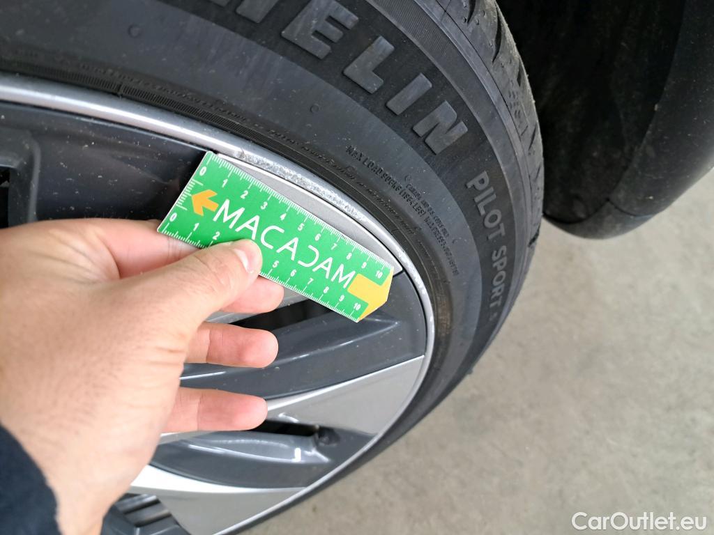  Tesla  Model Y TESLA  / 2020 / 5P / SUV Grand Autonomie Dual Motor AWD #21