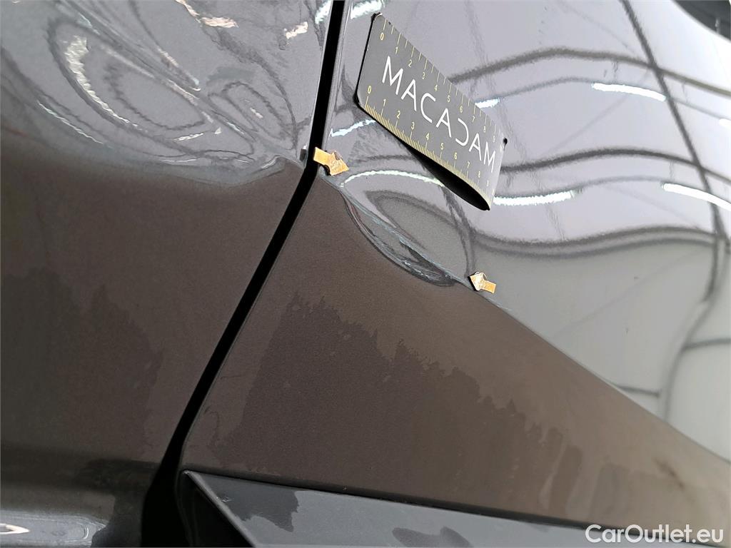  Toyota  C-HR  5p SUV 1.8 HYBRIDE 122 GRAPHIC
 #9