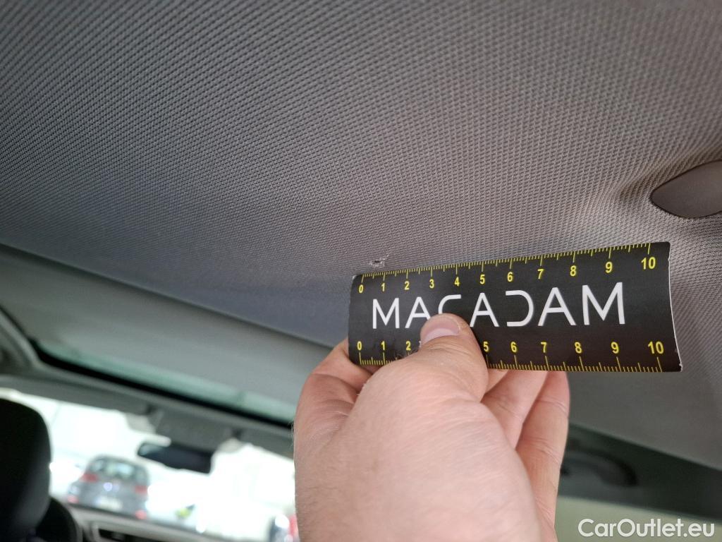  Nissan  Qashqai NISSAN  / 2017 / 5P / Crossover 1.3 DIG-T 160 DCT Tekna #2