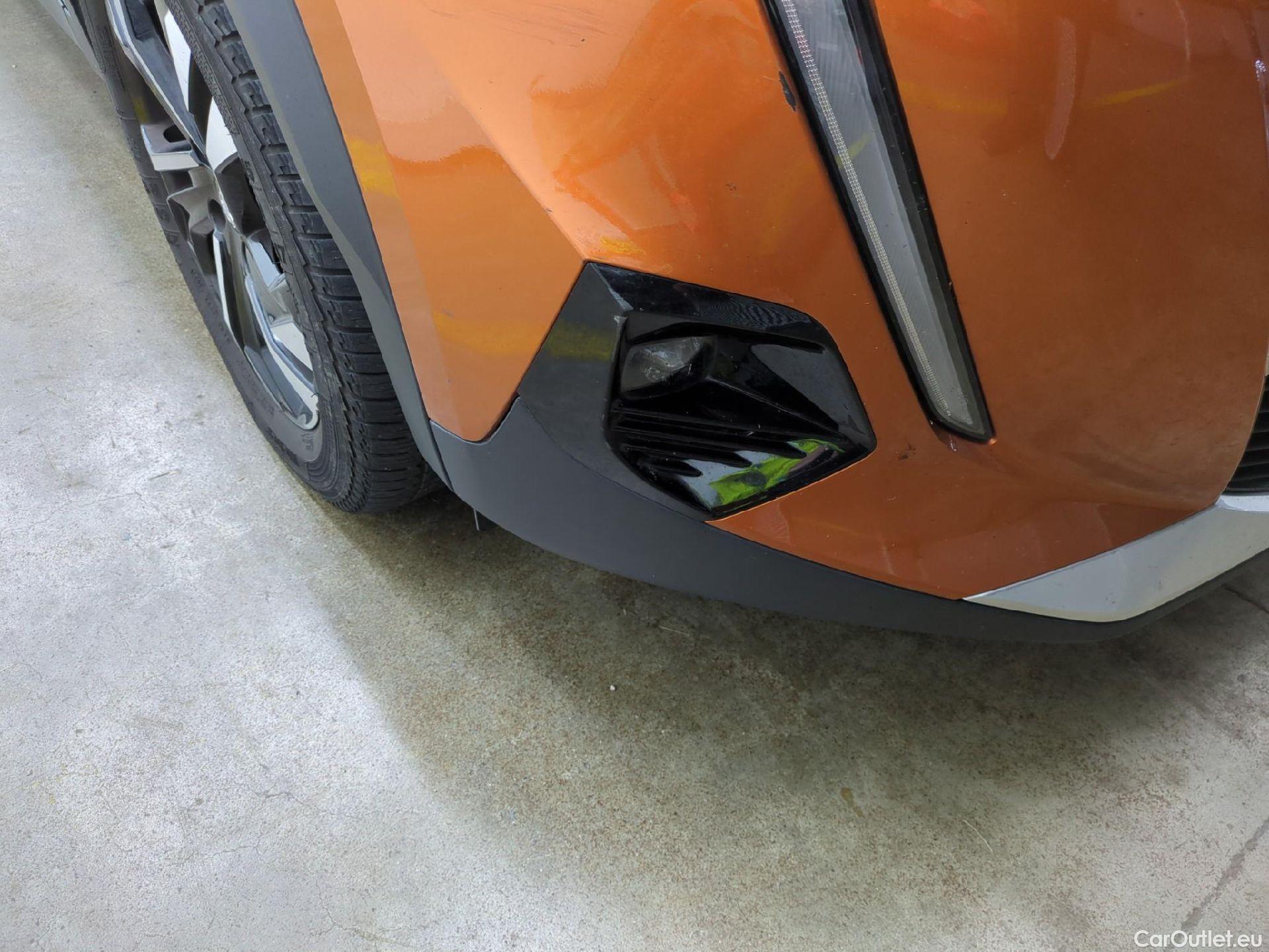  Peugeot  2008  Allure Business 1.5 HDi 130CV BVA8 E6d #26