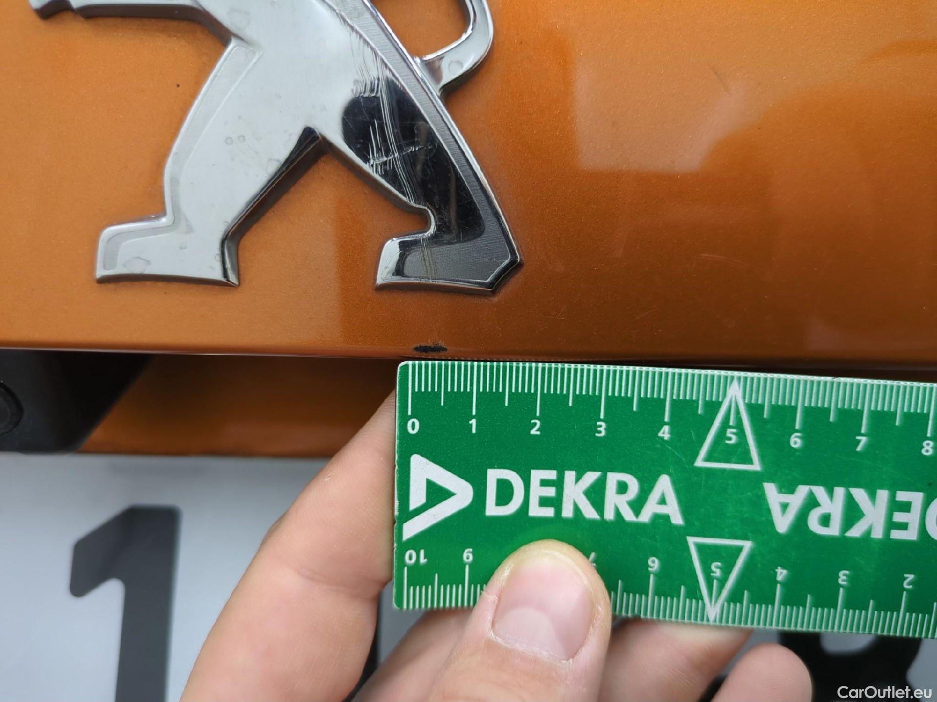  Peugeot  2008  Allure Business 1.5 HDi 130CV BVA8 E6d #51