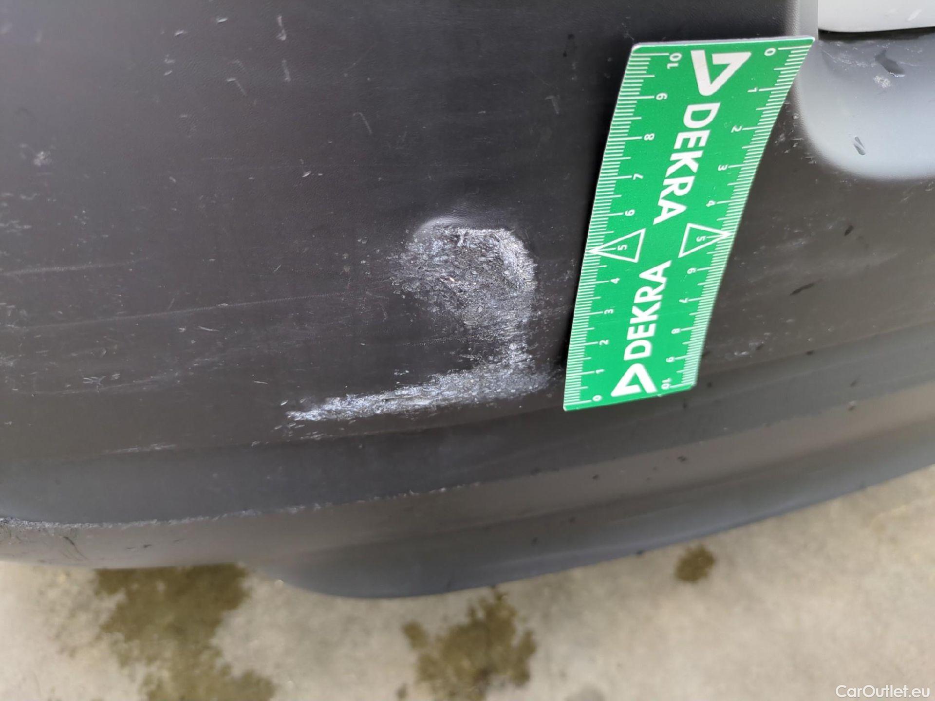  Citroen  C3  Feel Pack 1.2 PureTech 110CV BVM6 E6d #4