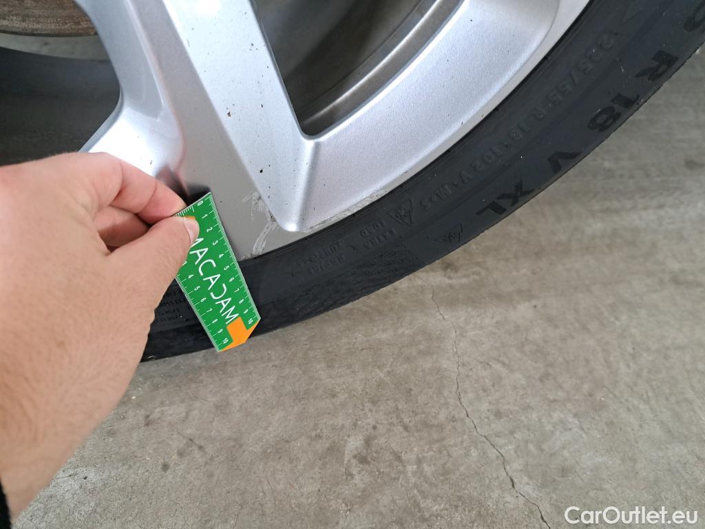  Citroen  C5 CITROEN  Aircross / 2018 / 5P / SUV Hybrid 225 ë-EAT8 Business #55