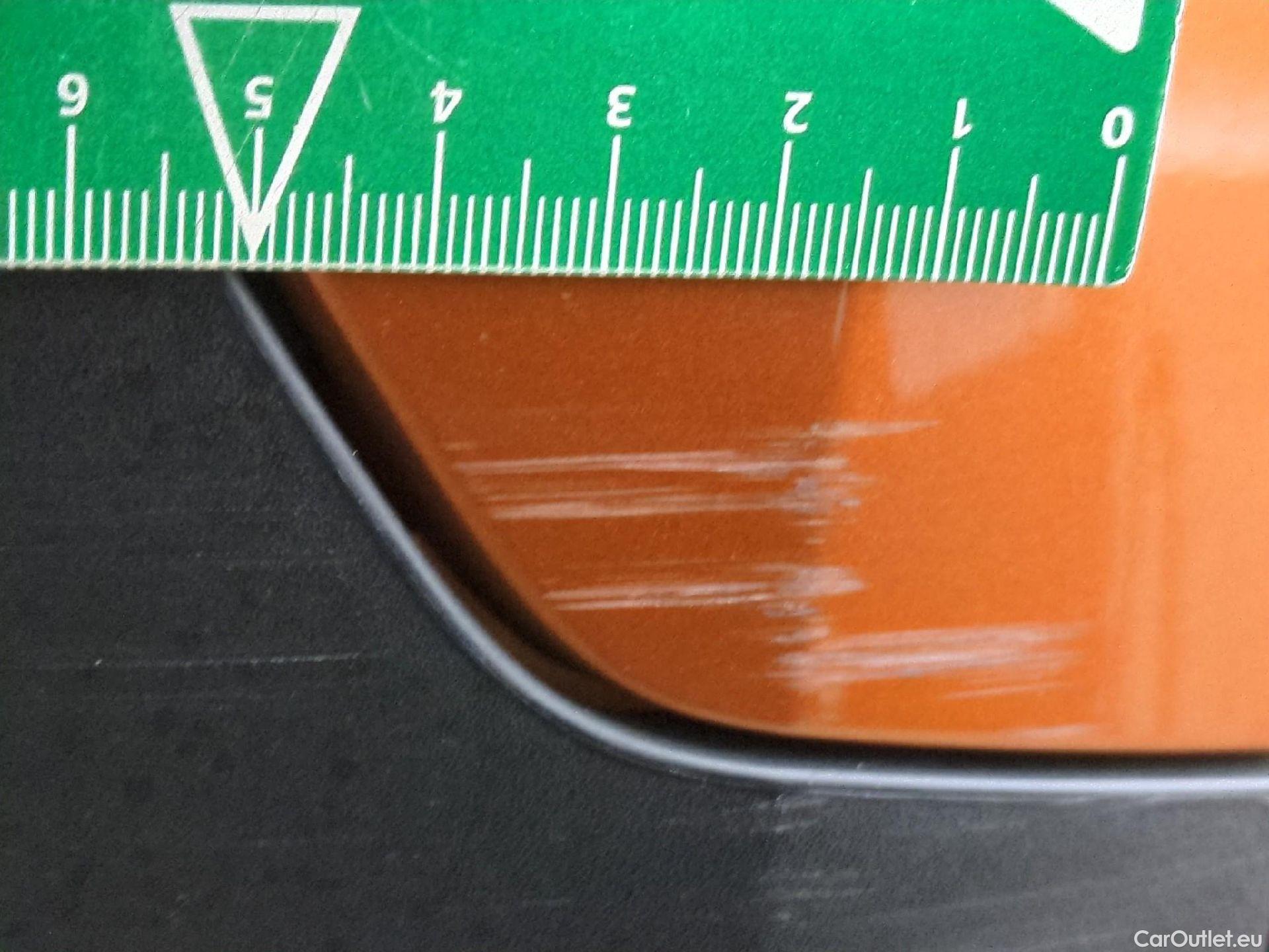  Peugeot  2008  Allure Business 1.5 HDi 130CV BVA8 E6d #24