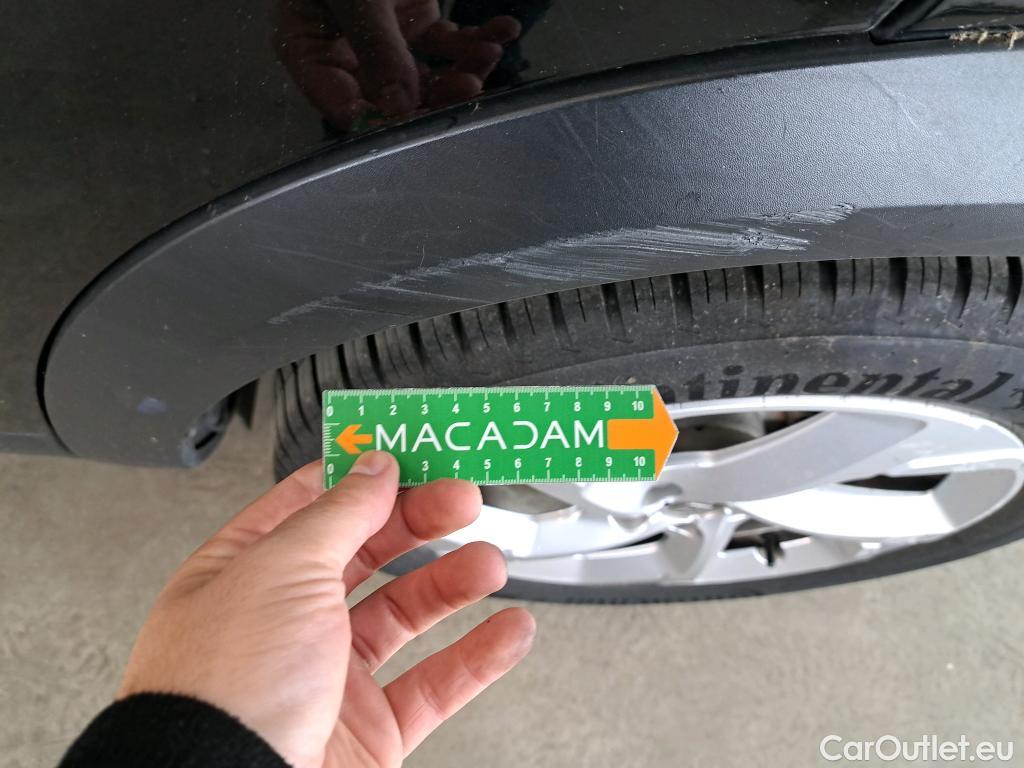  Citroen  C5 CITROEN  Aircross / 2018 / 5P / SUV Hybrid 225 ë-EAT8 Business #42