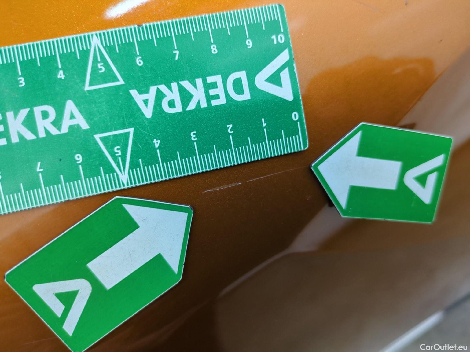  Peugeot  2008  Allure Business 1.5 HDi 130CV BVA8 E6d #46