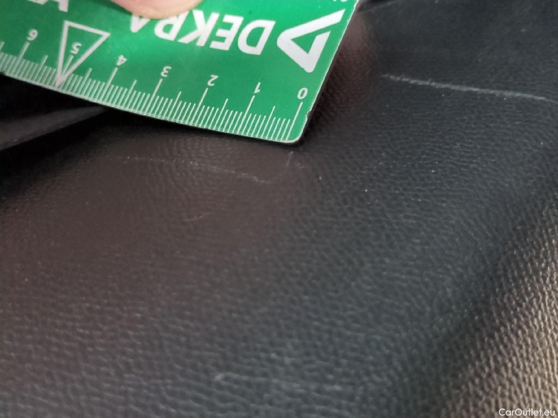  Peugeot  2008  Allure Business 1.5 HDi 130CV BVA8 E6d #10