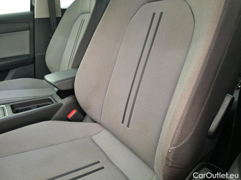  Seat  Leon SEAT  Sportstourer / 2020 / 5P / Break 1.0 eTSI 110 DSG S&S Style Business #9