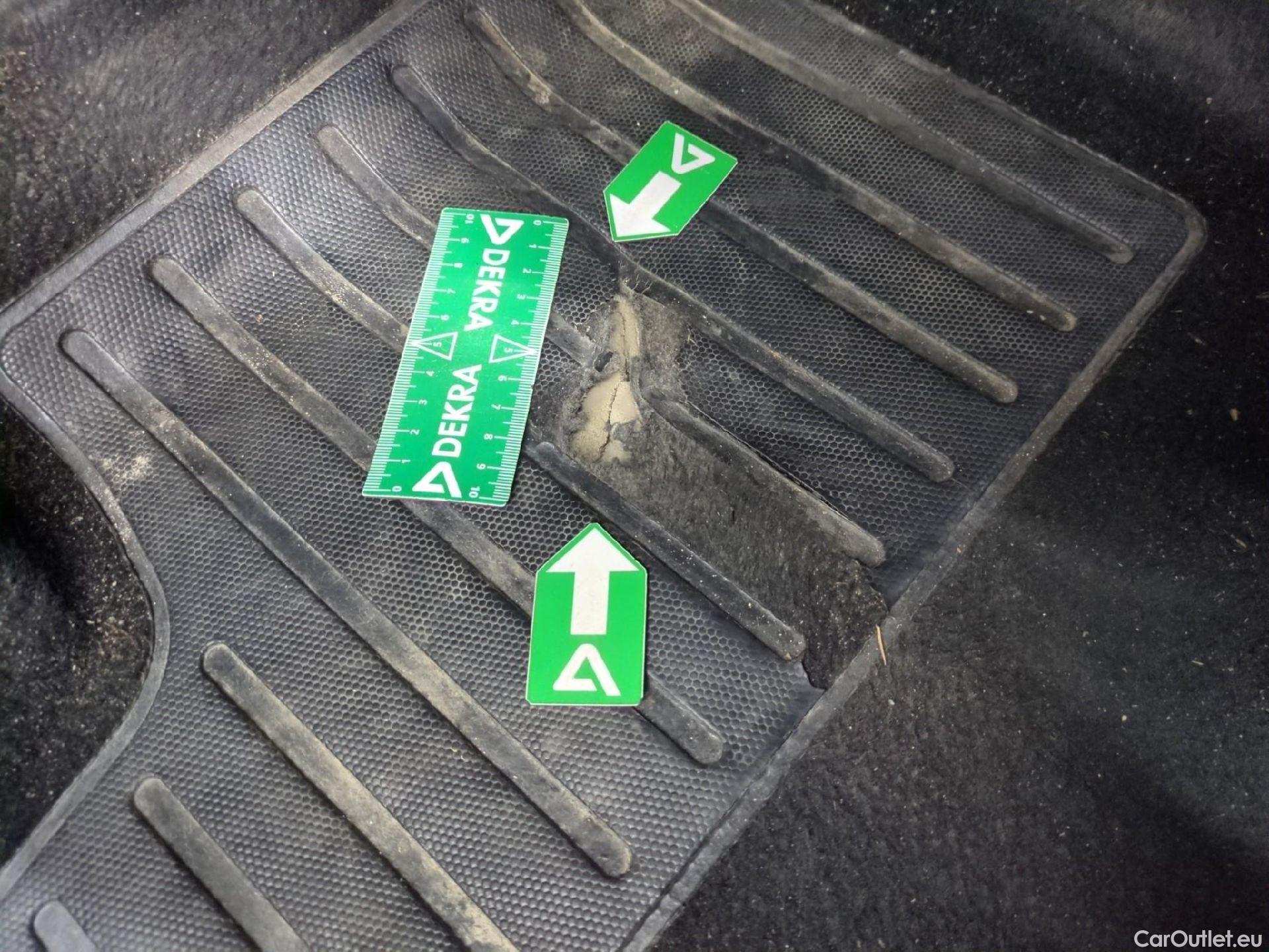  Peugeot  2008  Allure Business 1.5 HDi 130CV BVA8 E6d #3