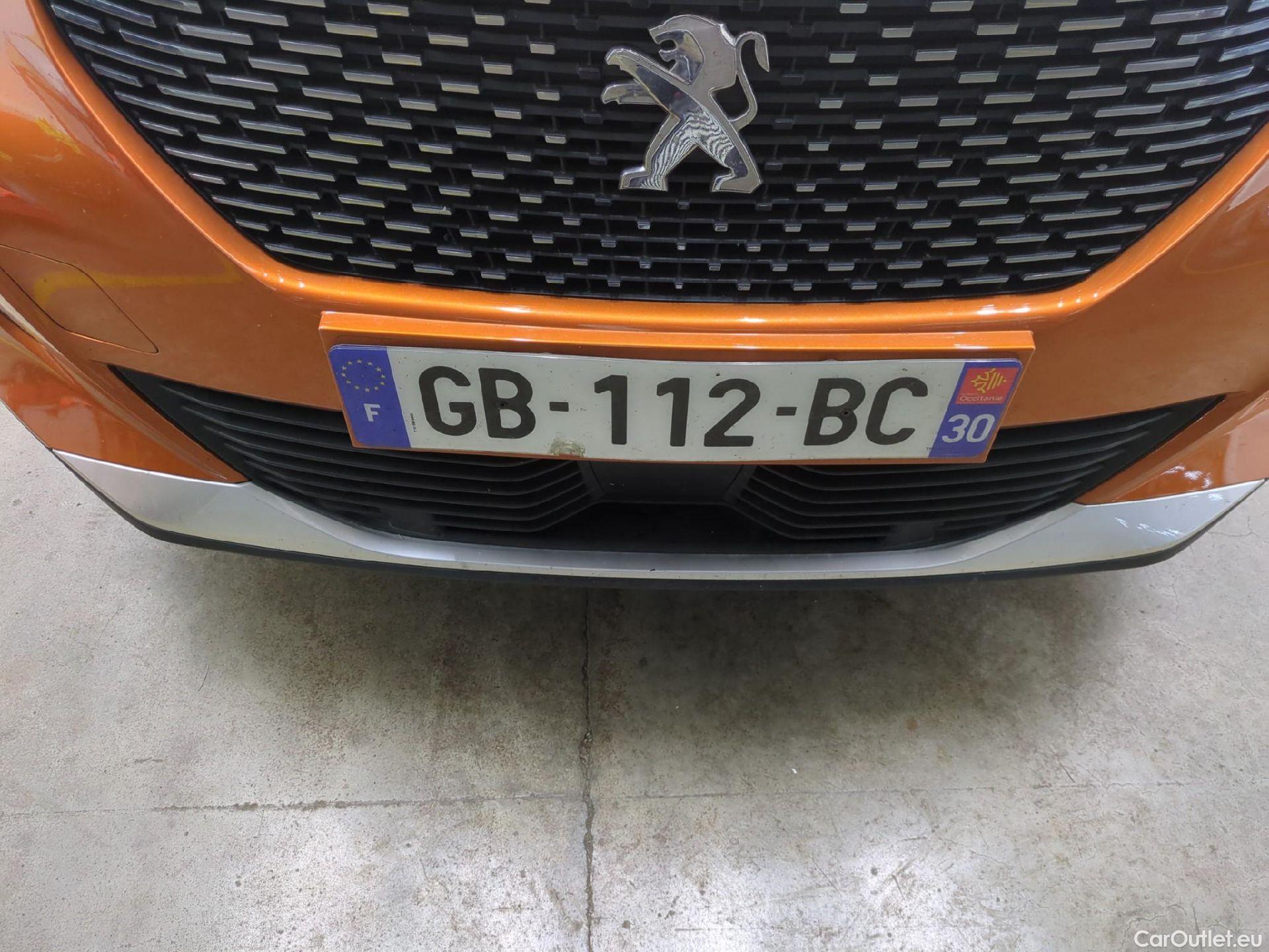  Peugeot  2008  Allure Business 1.5 HDi 130CV BVA8 E6d #28