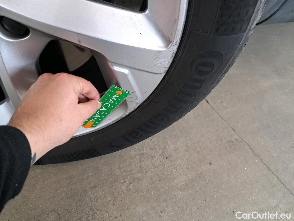  Citroen  C5 CITROEN  Aircross / 2018 / 5P / SUV Hybrid 225 ë-EAT8 Business #47