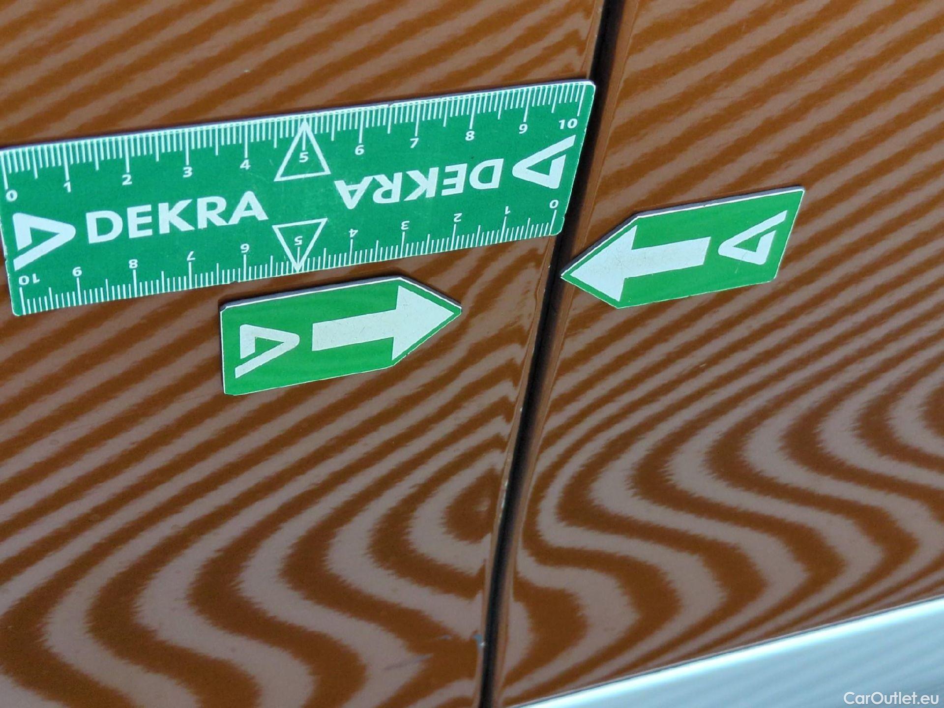  Peugeot  2008  Allure Business 1.5 HDi 130CV BVA8 E6d #43