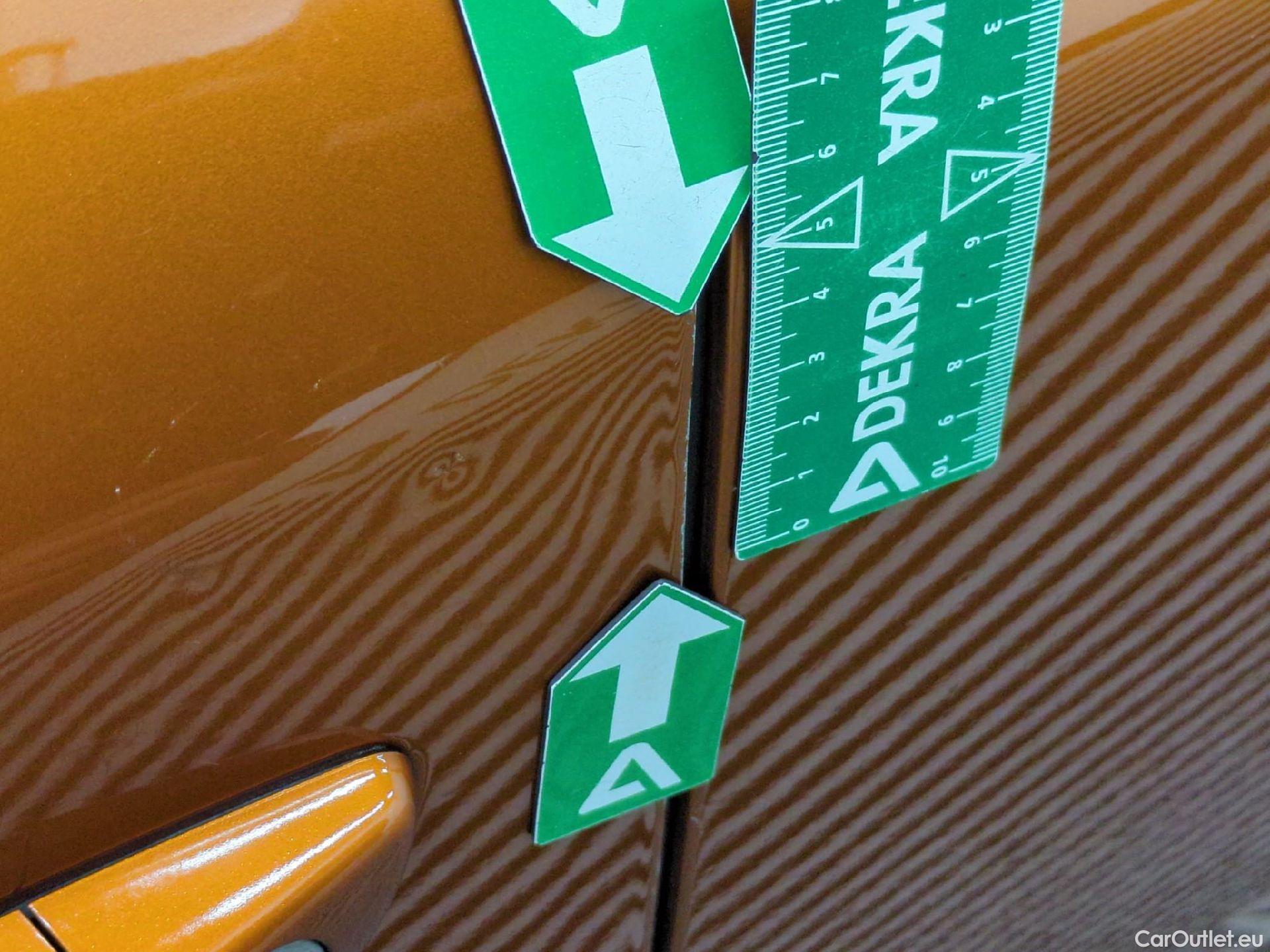  Peugeot  2008  Allure Business 1.5 HDi 130CV BVA8 E6d #44