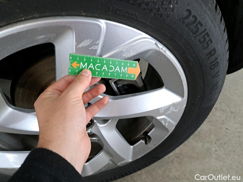  Citroen  C5 CITROEN  Aircross / 2018 / 5P / SUV Hybrid 225 ë-EAT8 Business #16