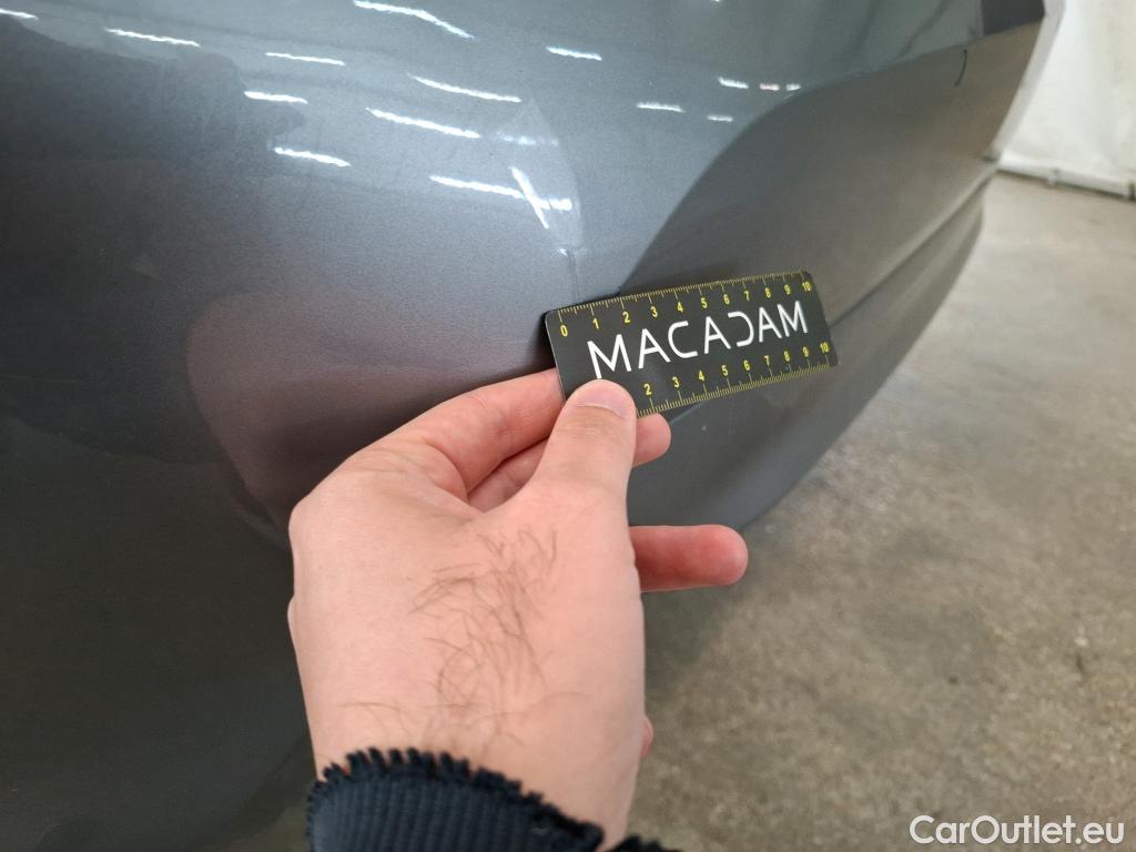  Bmw  Serie 1 BMW Série 1 / 2019 / 5P / Berline 116i DKG7 Business Design #11